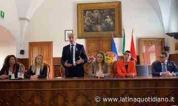 Minturno, migliaia di tamponi covid agli studenti: decine i positivi trovati - LatinaQuotidiano.it