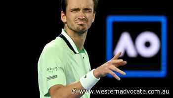 Medvedev lashes 'low IQ' Open spectators - Western Advocate