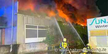 Feuer bei Pulverbeschichter - viele Fotos von der Brandnacht in Stadtlohn - Halterner Zeitung