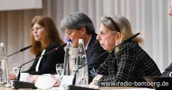 Missbrauchsfälle in Kirche: Regierung fordert Aufarbeitung