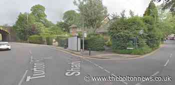Air ambulance called to scene as accident closes Turton Road, Bromley Cross, Bolton