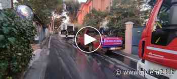 Principio di incendio su autobus Rt, mezzo fermo all’ingresso di Coldirodi - Riviera24