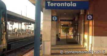 Arezzo, giovane senza mascherina in treno si rifiuta di indossarla: convoglio fermo un'ora, denunciato per interruzione pubblico servizio - Corriere di Arezzo