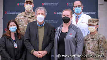 Sen. Brown tours COVID-19 testing site at CAS | Ohio State Medical Center - Wexner Medical Center - The Ohio State University