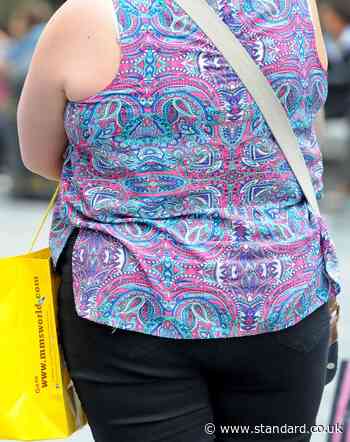 High street pharmacists to refer obese people for NHS weight loss plan