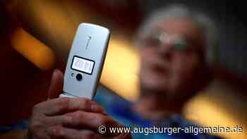Schockanrufer bringen Seniorin aus Aichach um 100.000 Euro - Augsburger Allgemeine