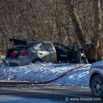 UPDATE: Motorist faces charges after fleeing single-vehicle crash scene in Aurora - Toronto Star