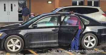 Drive-thru event in Aurora puts the 'focus on kids' getting COVID-19 vaccine - Chicago Tribune