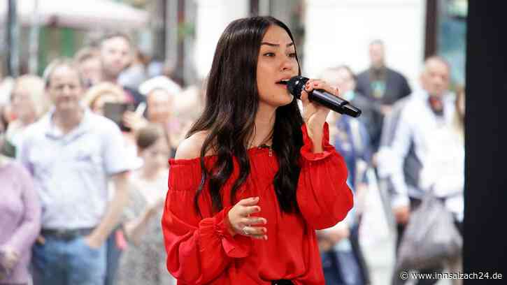 Kandidaten aus Burghauser Casting zeigen ihr Talent: Michelle singt „All I want“ von Olivia Rodrigo