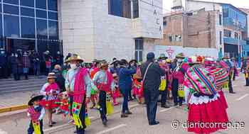 Juliaca: Carnaval Chico fue celebrado con restricciones por calles de la ciudad y cerro Huaynarroque - Diario Correo