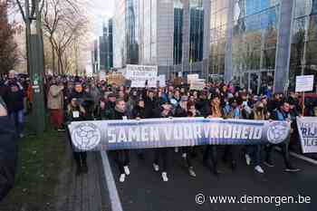 Live - Mogelijk 100.000 aanwezigen op anti-coronabetoging in Brussel