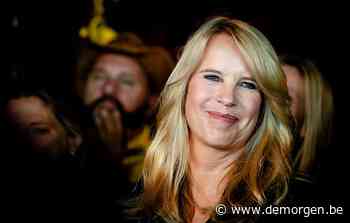 Linda de Mol zit ongewild vastgegespt op een rollercoaster: 'Elke kaart die ik nu krijg begint met 'je bent een sterke vrouw, je kunt dit aan'. Maar zo voel ik me totaal niet' - De Morgen