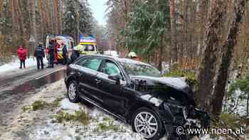 Winterliche Fahrverhältnisse halten Feuerwehren im Bezirk auf Trab - NÖN.at