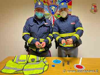 Alla guida con il tachigrafo manomesso: camionista multato - Siena News