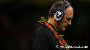 Hawai'i HC June Jones turns down program's offer to return