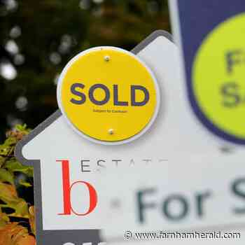 Waverley house prices drop by 2.7% - Farnham Herald