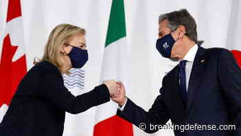 UK Foreign Sec to Putin: ‘Massive cost’ if Russia invades Ukraine