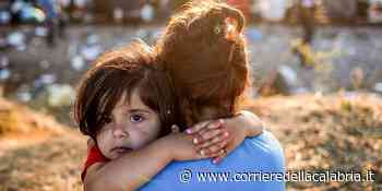 «Migranti espulsi ma bloccati a Crotone perché senza green pass» - Corriere della Calabria