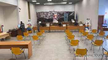 Vaccini: sindaco Matera, rafforzato hub di via Sallustio - Agenzia ANSA