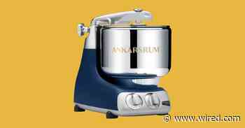 Hard-Core Home Bakers, This Is the Mixer of Your Dreams