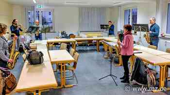 Bläserensemble „Querbeet“ in Wittenberg liefert satten Sound - Mitteldeutsche Zeitung