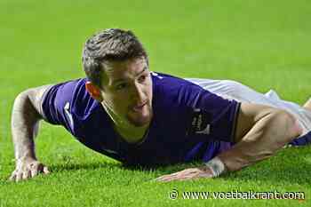 Raman heel zeker: &quot;Uiteraard is het penalty! Er werd voor minder gefloten dit weekend&quot;
