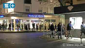 Corona-Spaziergänger in Meschede treffen auf Gegen-Demo - WP News