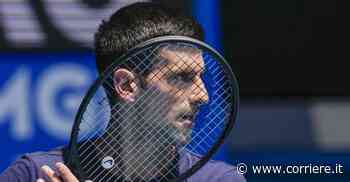 Djokovic, è di nuovo in stato di fermo, domenica la decisione sull’espulsione dall’Australia - Corriere della Sera