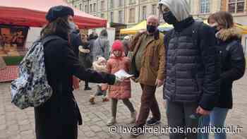 Sur le marché d'Arras, les stratégies des militants pour vous donner leurs tracts - Nord Littoral