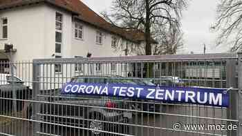 Corona-Protest: Testzentrum in Erkner mit Steinen angegriffen - moz.de