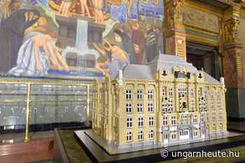 Das Gebäude der Liszt-Musikakademie aus Lego-Steinen - Ungarn Heute