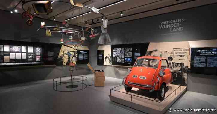 Zigarren und Souvenire: Ludwig Erhards Nachlass ausgestellt