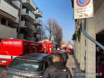 Principio di incendio in una lavanderia: pompieri al lavoro - Prima Monza