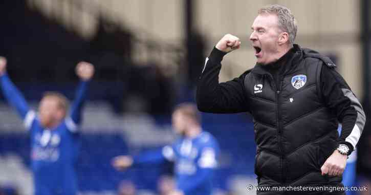 Desperate Oldham Athletic owner turns to miracle-worker John Sheridan to save controversial reign - Manchester Evening News