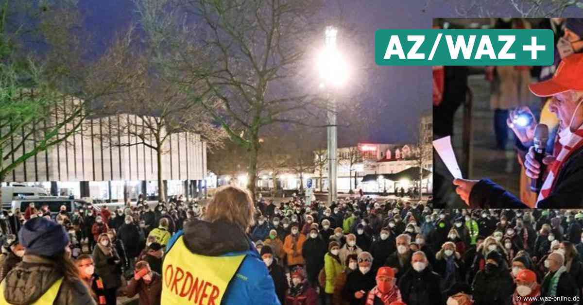 Wolfsburg: Montagsspaziergang und Corona-Schweigekreis für Covid-Tote - Wolfsburger Allgemeine
