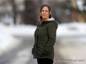 Schools start reporting absences as another Ottawa parent sets up voluntary COVID-19 tracking system