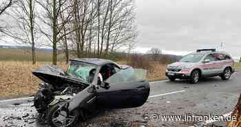 Landkreis Kulmbach: Autofahrer (72) stirbt bei Unfall