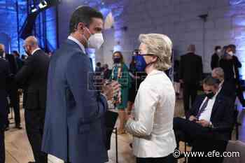 Von der Leyen y Sánchez conversan sobre Ucrania y reafirman su apoyo al país - Agencia EFE