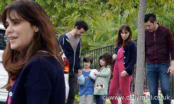 Zooey Deschanel and boyfriend Jonathan Scott have a friendly reunion with ex-husband Jacob Pechenik - Daily Mail