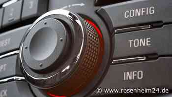 Priener (47) ignoriert Polizei und dreht Radio „dreist“ auf