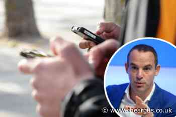 Martin Lewis tip could save hundreds on mobile phone bills with each year