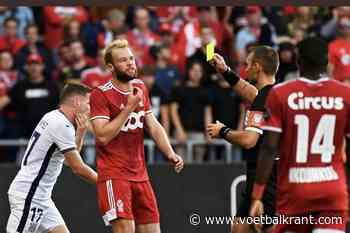 'Standard laat een van zijn spitsen vertrekken'