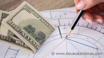 Daily Money and Finance Horoscope: Predictions for Jan 25 - Hindustan Times