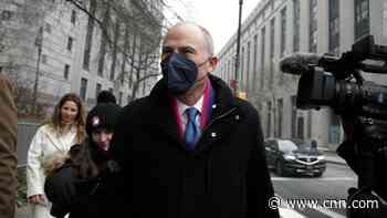 Michael Avenatti steps in to represent himself in his criminal trial