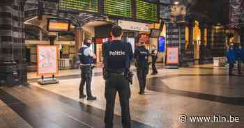 Man uit Aalter (42) blijft aangehouden nadat hij werd betrapt met 150 XTC-pillen in het bijzijn van zijn twee kinderen - hln.be