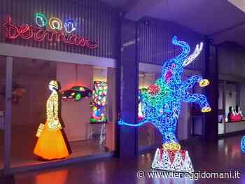 Le coloratissime "Milleluci" di Marco Lodola in mostra alla Galleria Berman di Torino fino al 26 febbraio – Ieri Oggi Domani - Ieri Oggi Domani Cronache