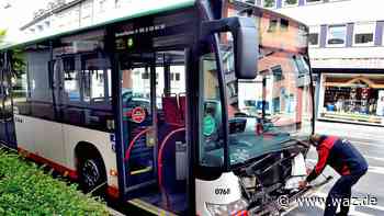 Mehrere Verletzte nach Unfall mit Linienbus in Witten - Westdeutsche Allgemeine Zeitung