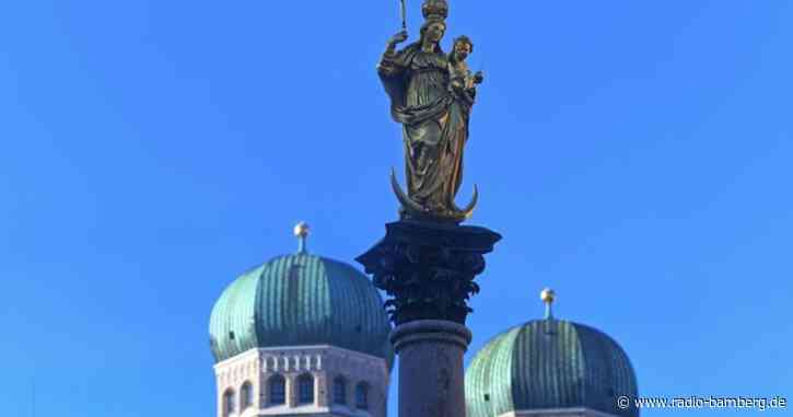 Städte in Bayern rüsten sich für Flut von Kirchenaustritten