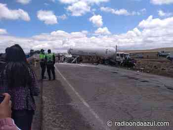 Arequipa – Juliaca. dos fallecidos en accidente entre camión cisterna y tráiler. hay tráfico vehicular - Radio Onda Azul