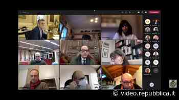 Parma, consigliere leghista sui fatti di Milano a Capodanno: 'Tradizione criminale del mondo arabo'. L'aula prende le distanze - Repubblica TV